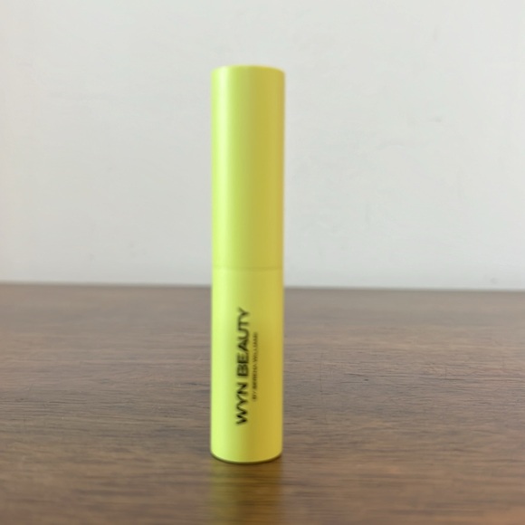 WYN BEAUTY SAY EVERYTHING MAX INTENSITY FEATHERWEIGHT LIPSTICK - Picture 4 of 5